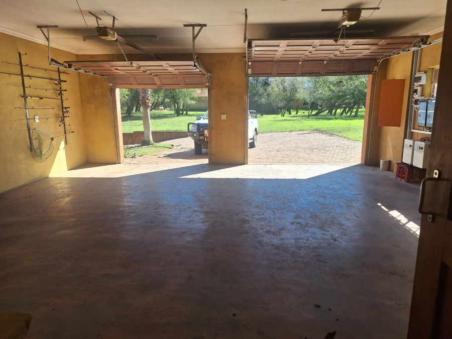4 Bedroom Property for Sale in Kroonstad Rural Free State